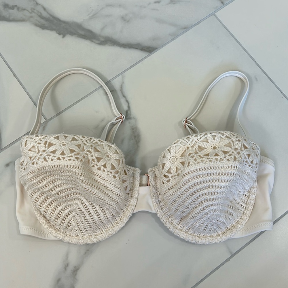 Shade & Shore Cream Floral Crochet Bikini swim Top